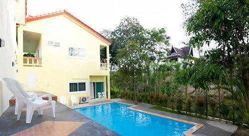 Lucky Lek Resort Rawai Exteriör bild